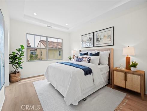 161 Overbrook , Irvine, CA