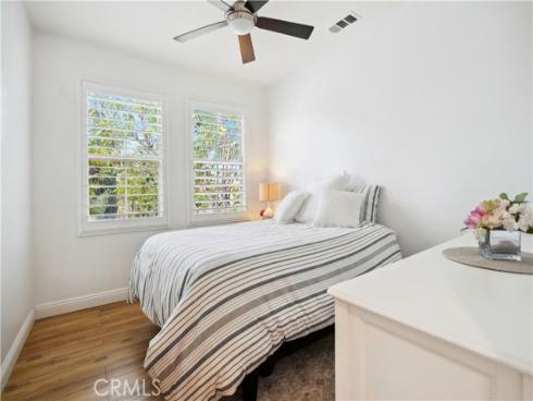 111 Chantilly , Irvine, CA