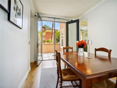 111 Chantilly , Irvine, CA