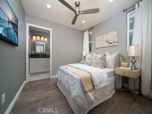 26 Upland , Irvine, CA