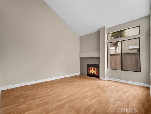 401 Deerfield 84 Avenue, Irvine, CA