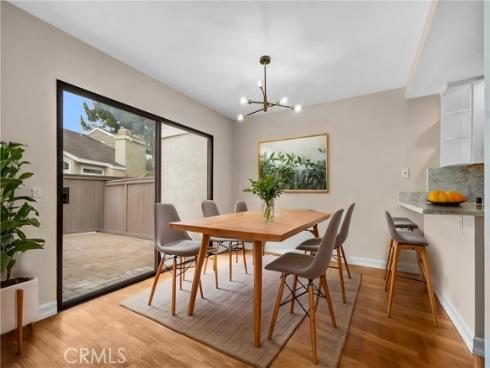 401 Deerfield 84 Avenue, Irvine, CA
