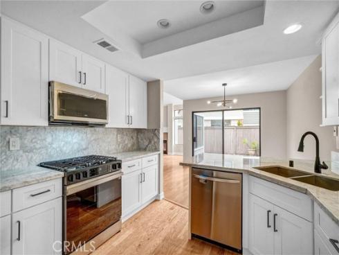 401 Deerfield 84 Avenue, Irvine, CA