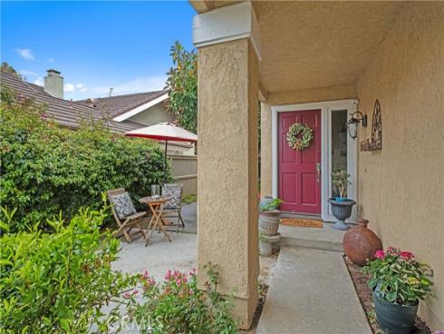 9 Northgrove 11 , Irvine, CA