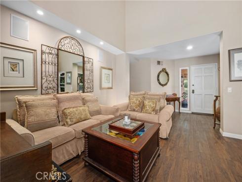 9 Northgrove 11 , Irvine, CA