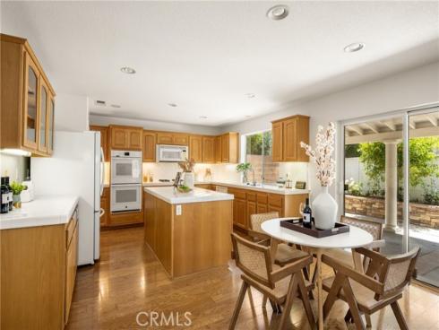 40 Calais , Irvine, CA