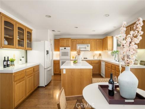 40 Calais , Irvine, CA