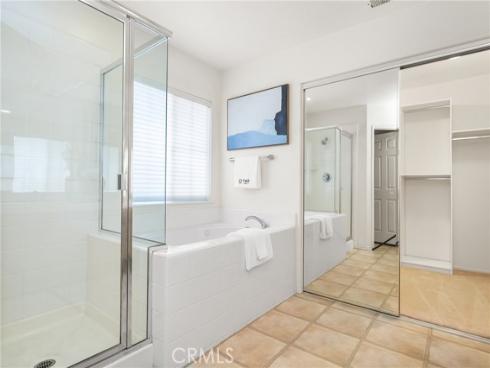 40 Calais , Irvine, CA