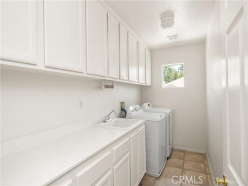 40 Calais , Irvine, CA