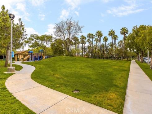 40 Calais , Irvine, CA