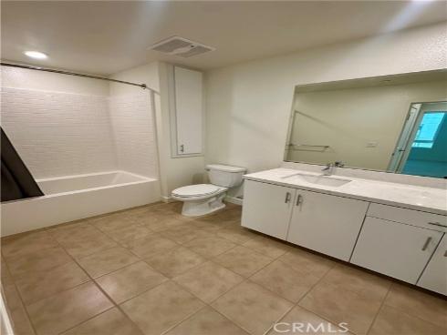 1326 Nolita , Irvine, CA