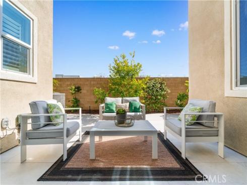 112  Turning Post  , Irvine, CA