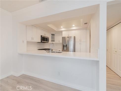 61 Greenfield 68 , Irvine, CA