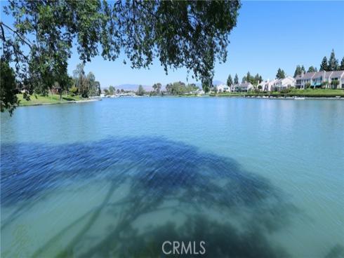 61 Greenfield 68 , Irvine, CA