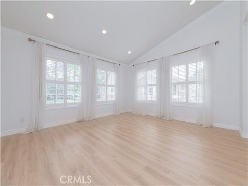 61 Greenfield 68 , Irvine, CA