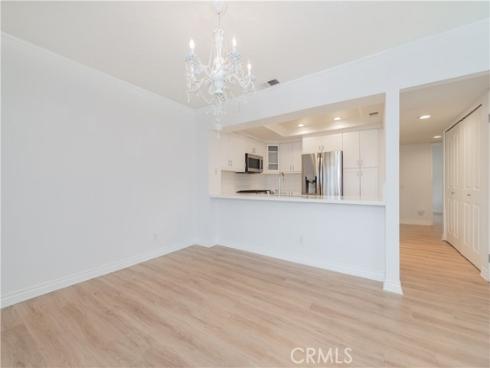 61 Greenfield 68 , Irvine, CA