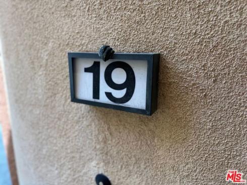 19 Imperial Aisle , Irvine, CA