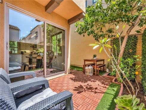 55 Strawberry Grove, Irvine, CA