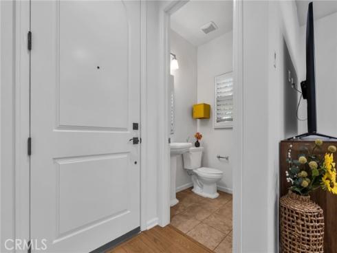 55 Strawberry Grove, Irvine, CA