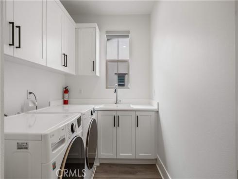 59 Longchamp , Irvine, CA