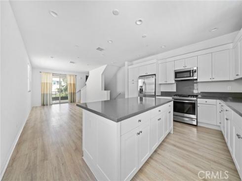 143 Frame , Irvine, CA