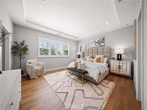 100 Henderson , Irvine, CA