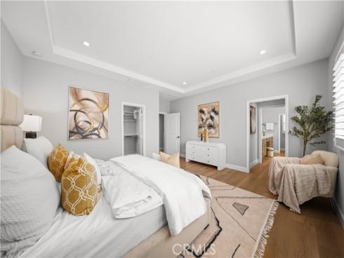 100 Henderson , Irvine, CA