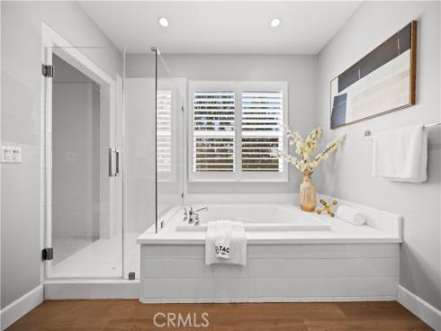 100 Henderson , Irvine, CA