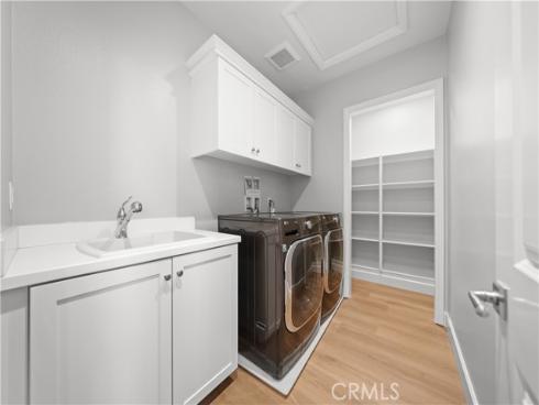 100 Henderson , Irvine, CA