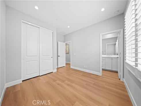 100 Henderson , Irvine, CA