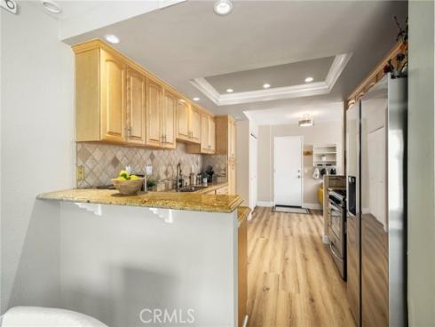 71 Agostino , Irvine, CA