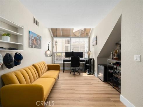 71 Agostino , Irvine, CA