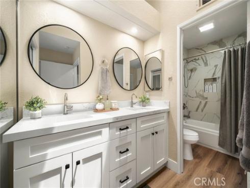 71 Agostino , Irvine, CA