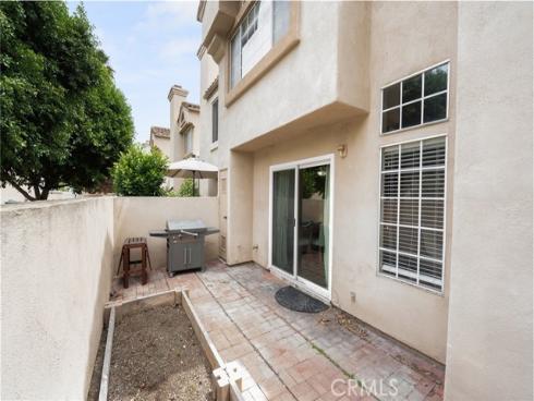 71 Agostino , Irvine, CA