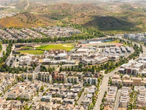 306  Treble  , Irvine, CA