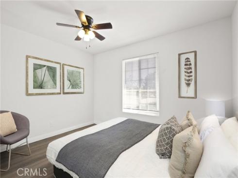 326 Streamwood , Irvine, CA