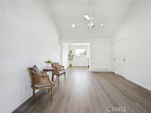 326 Streamwood , Irvine, CA