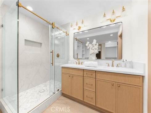 8 Montanas Sud 60 , Irvine, CA