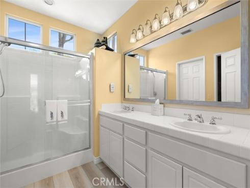 47 Robinson Drive, Irvine, CA