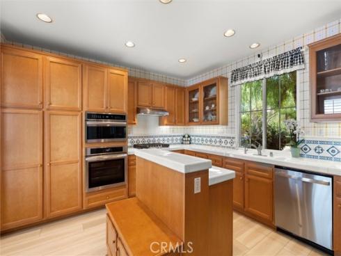 47 Robinson Drive, Irvine, CA