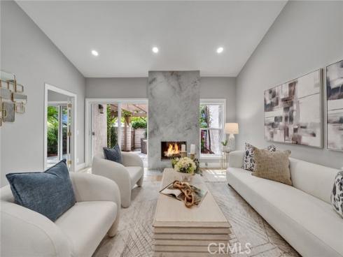 10  Lassen  , Irvine, CA