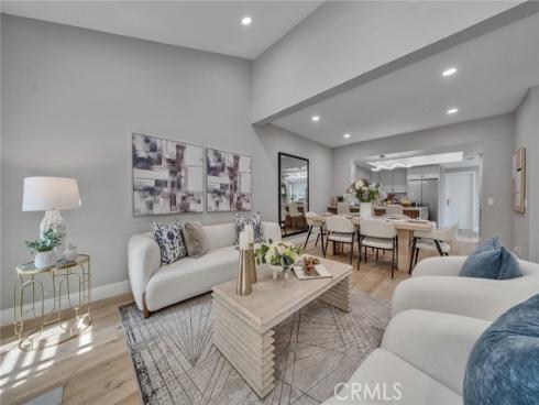 10  Lassen  , Irvine, CA