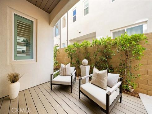 102 culture , Irvine, CA