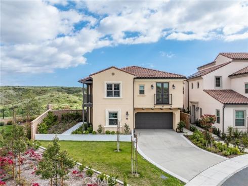 200  Canterbury  , Irvine, CA