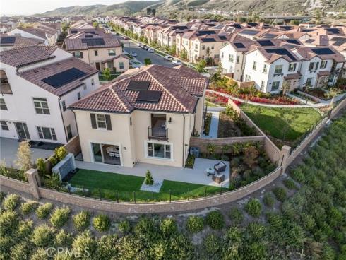 200  Canterbury  , Irvine, CA