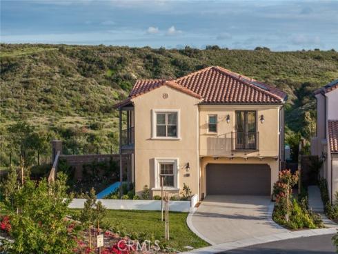 200  Canterbury  , Irvine, CA