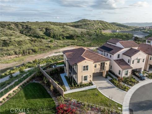 200  Canterbury  , Irvine, CA