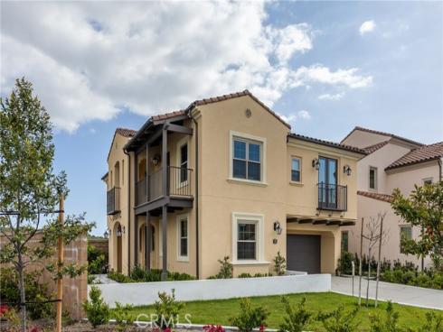 200  Canterbury  , Irvine, CA