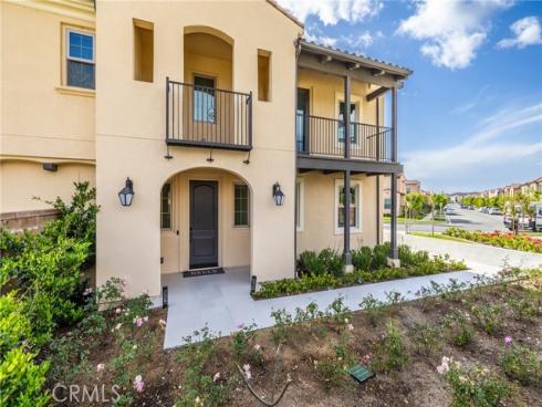 200  Canterbury  , Irvine, CA