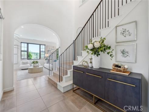 200  Canterbury  , Irvine, CA